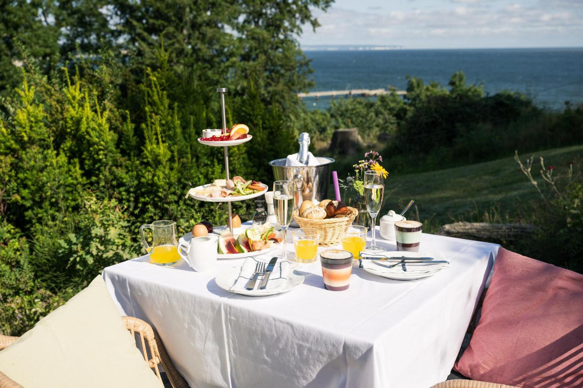 Inselhotel Rügen Goehren  Exterior foto